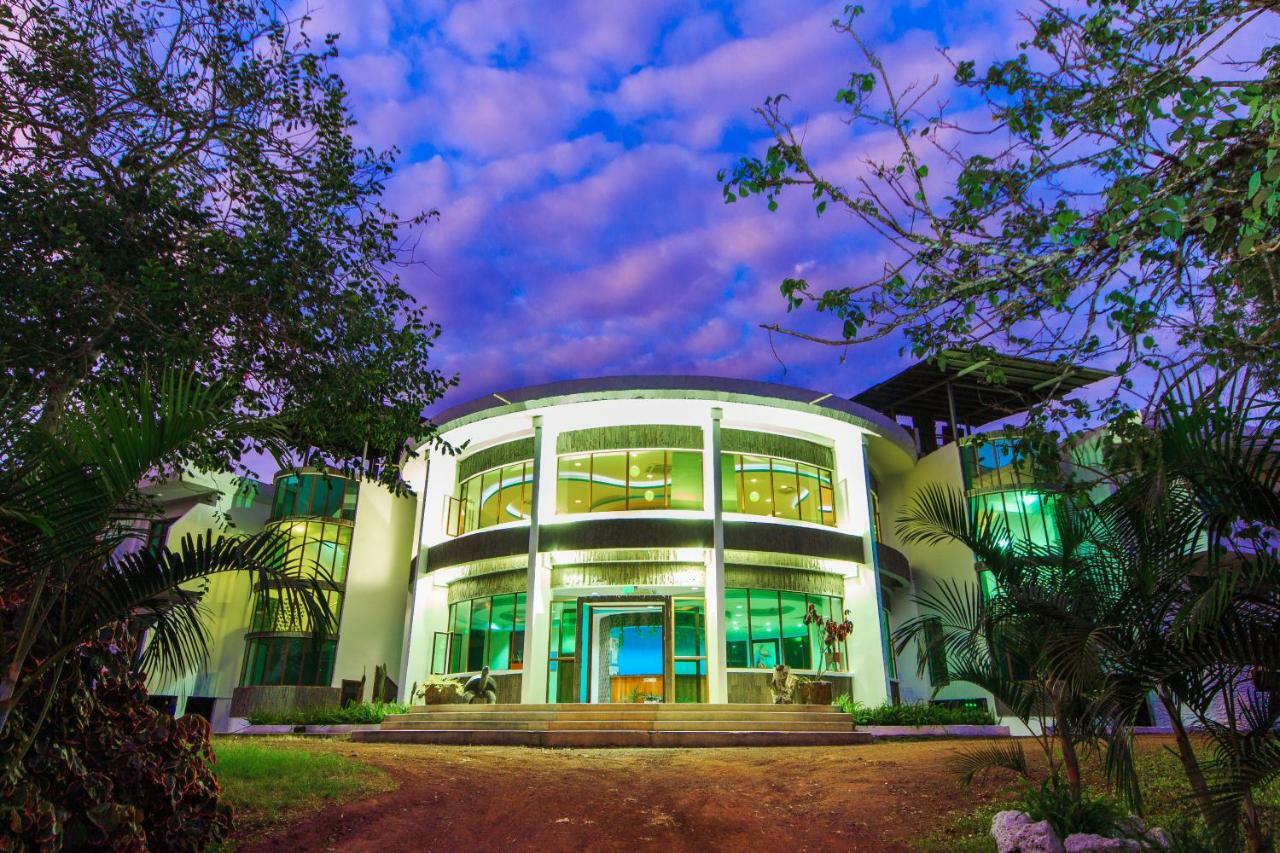 Galapagos Tortuga Bay Hotel Puerto Ayora  Zewnętrze zdjęcie